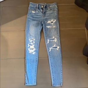 BRAND NEW NO TAGS American Eagle Jeans